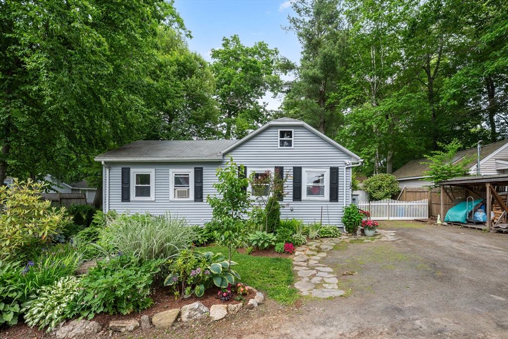 12 Hope Way Property Photo 1