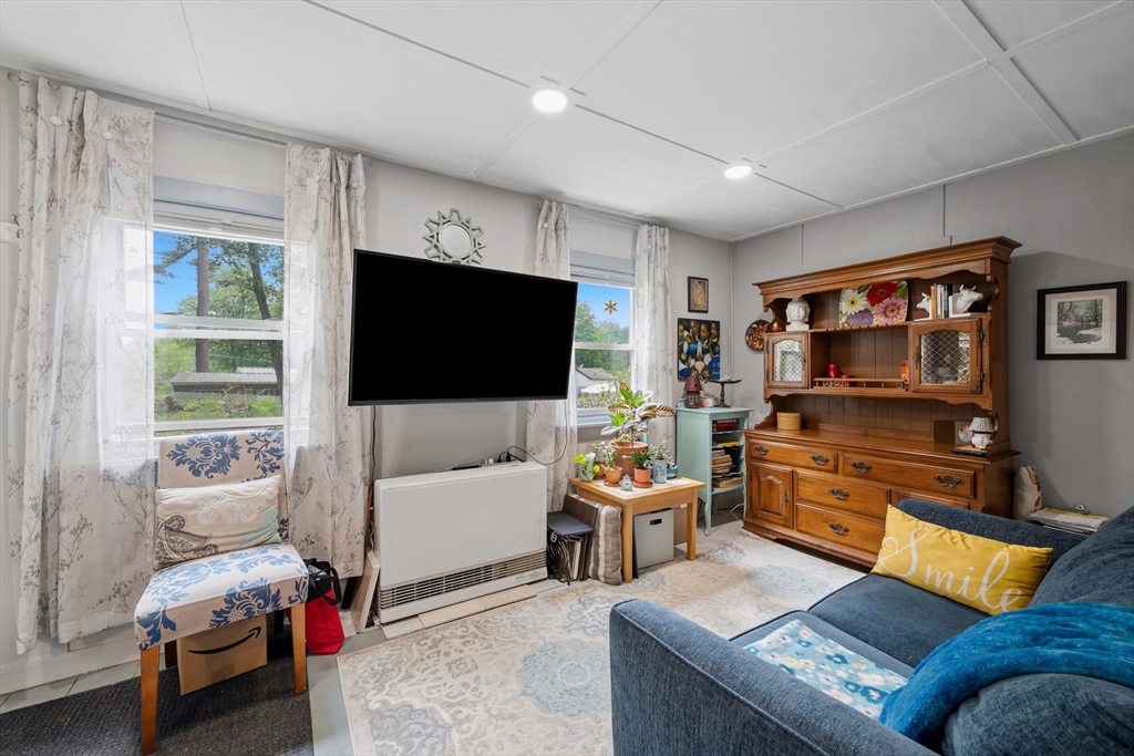 12 Hope Way Property Photo 8