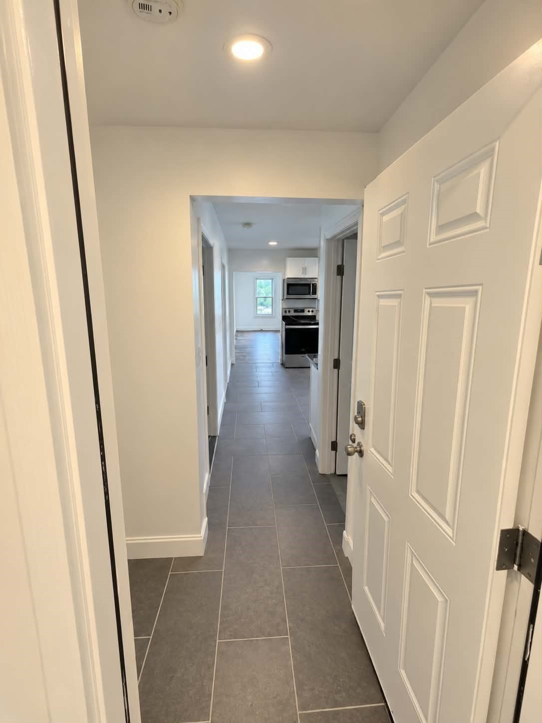 576 Franklin St Property Photo 14