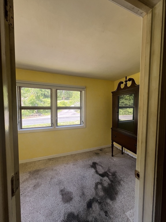 19 Greenwich Plains Rd Property Photo 25