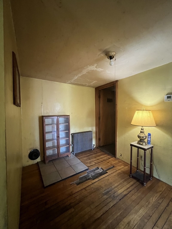 19 Greenwich Plains Rd Property Photo 28