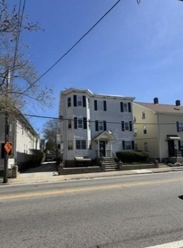 126 Main Street Property Photo 2