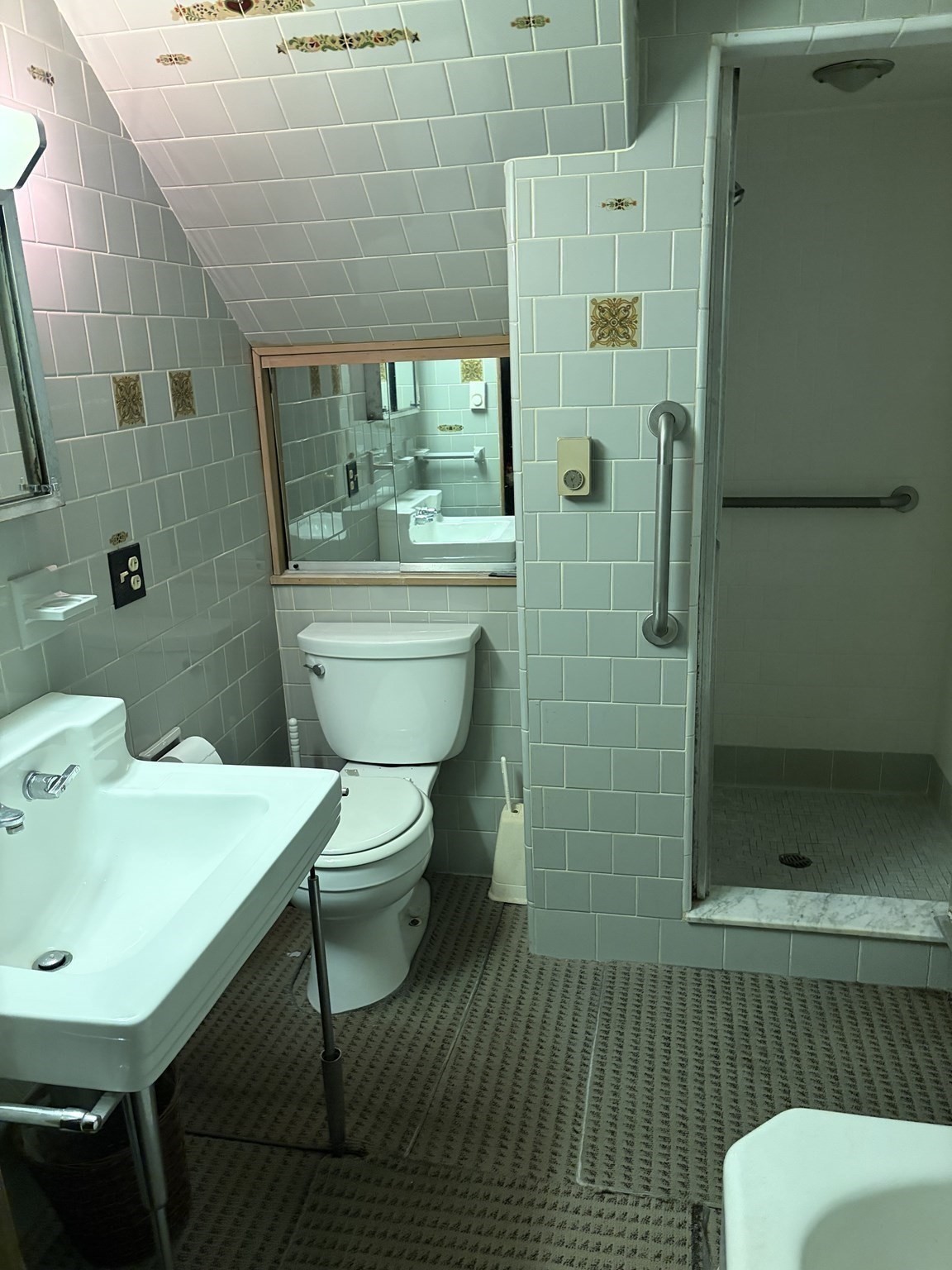 126 Main Street Property Photo 9