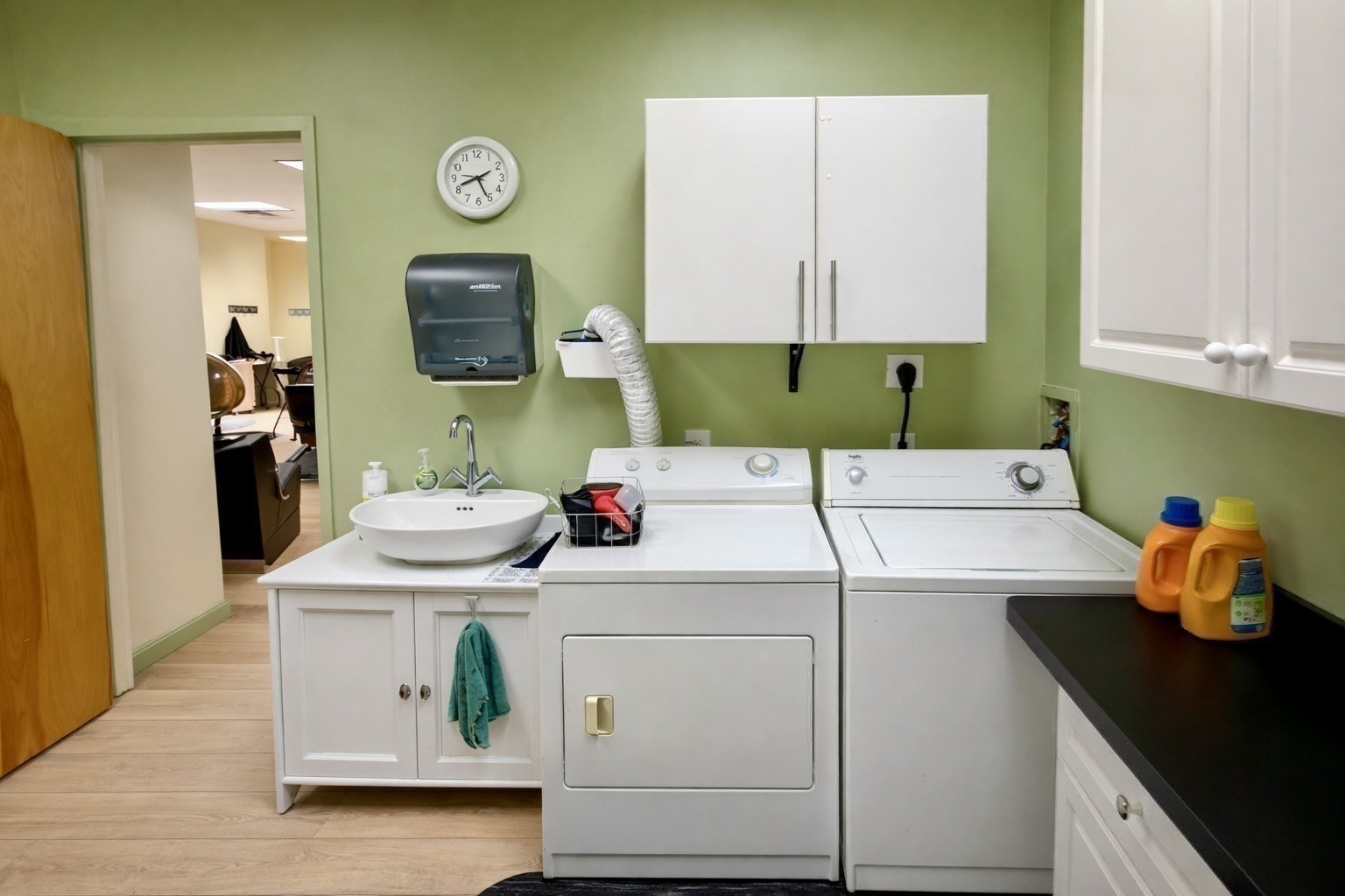 1442 Broadway U:2 Property Photo 15