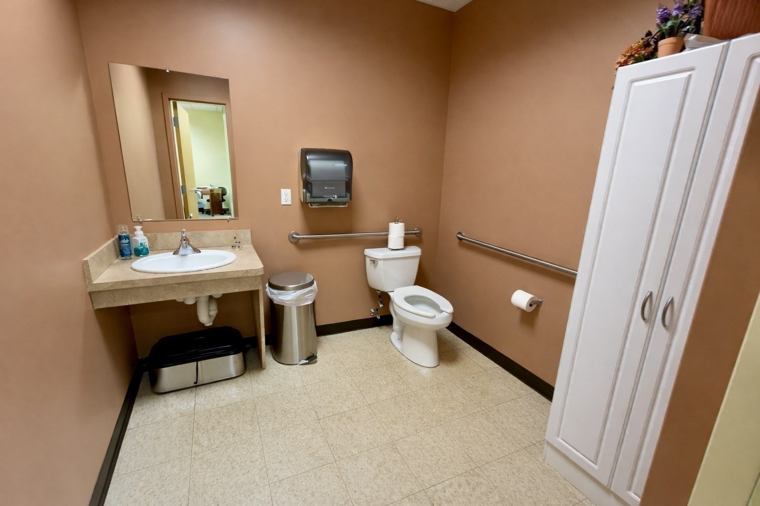 1442 Broadway U:2 Property Photo 16