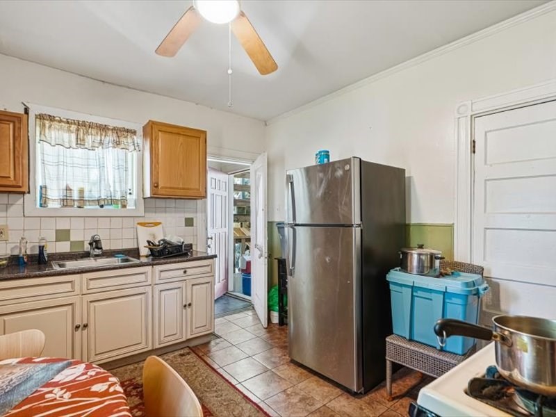 25 Wheatland Ave Property Photo 15