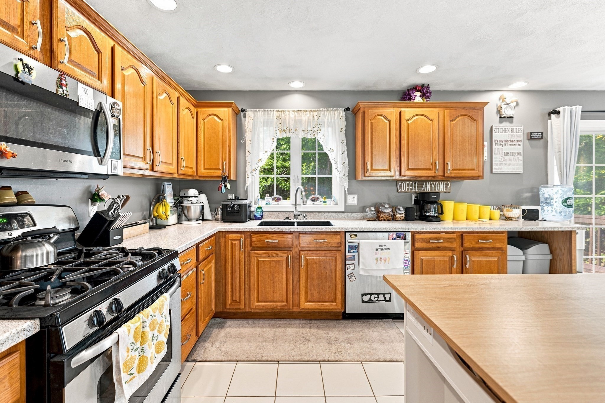793 Montgomery Property Photo 13
