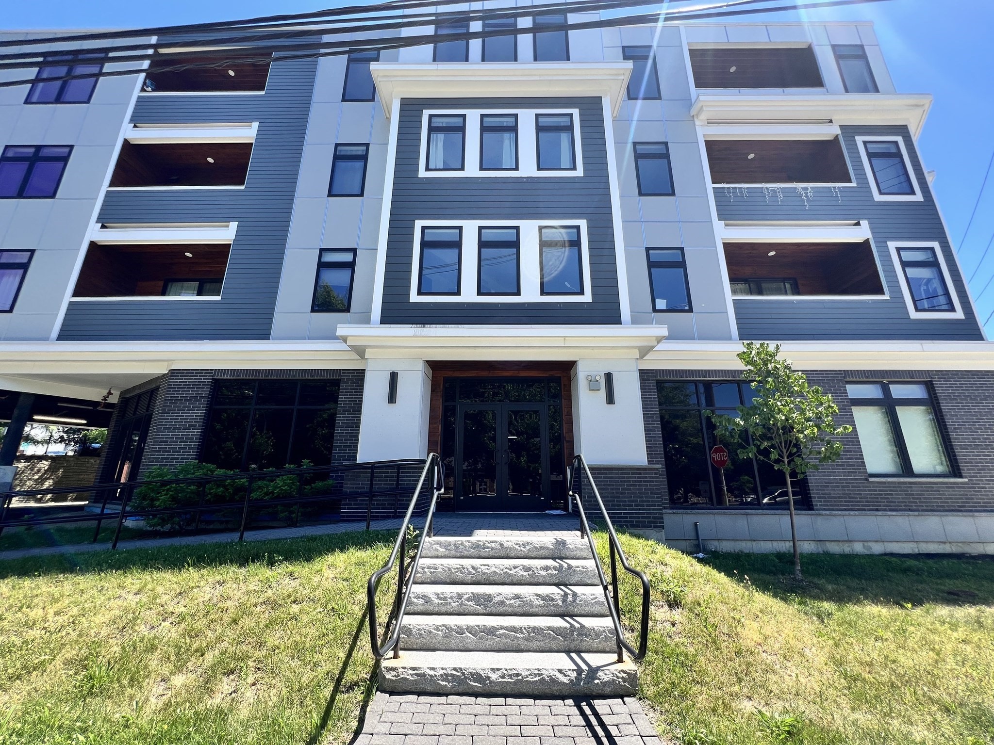 395 Alewife Brook Pkwy # 2H Property Photo 1