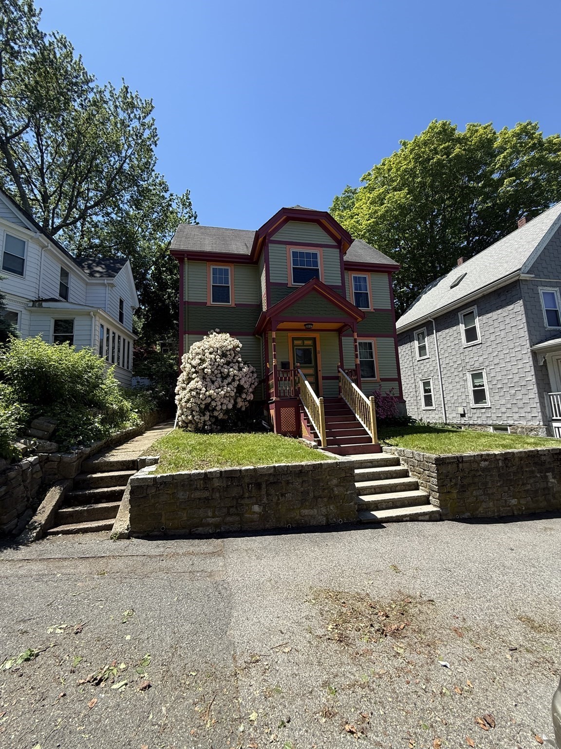 3 Hillside Ave Property Photo 2