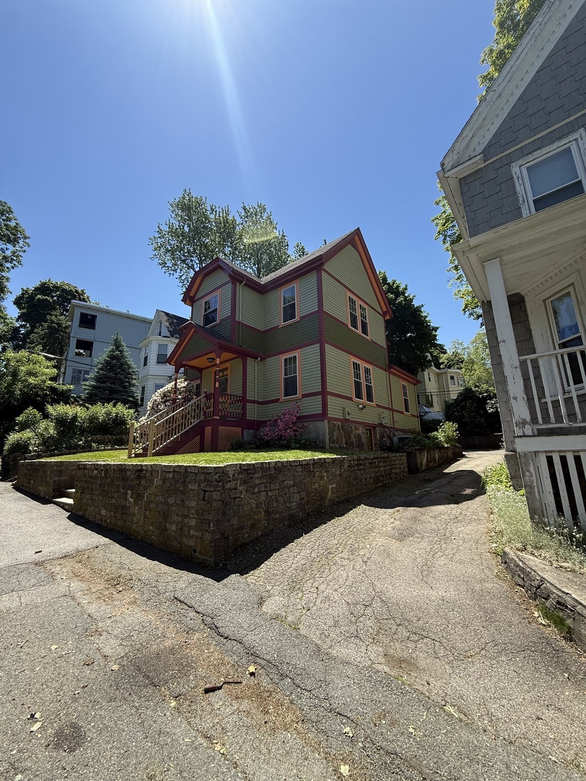 3 Hillside Ave Property Photo 3