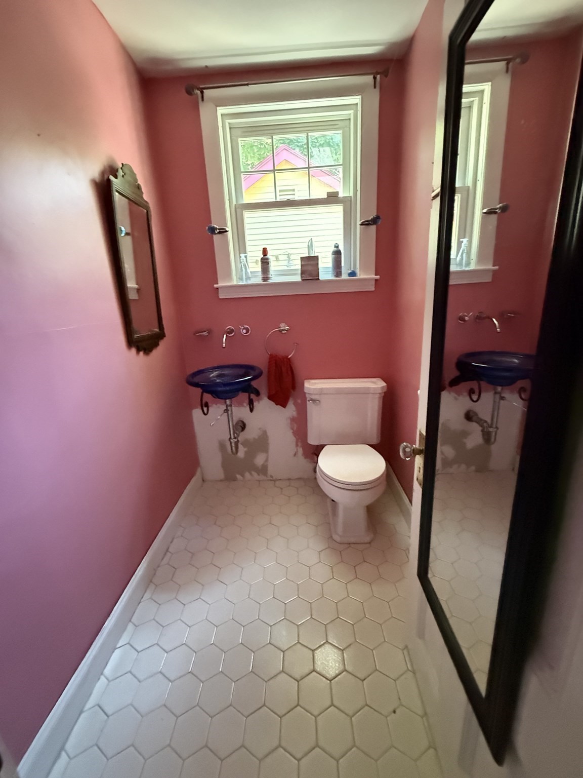 3 Hillside Ave Property Photo 17