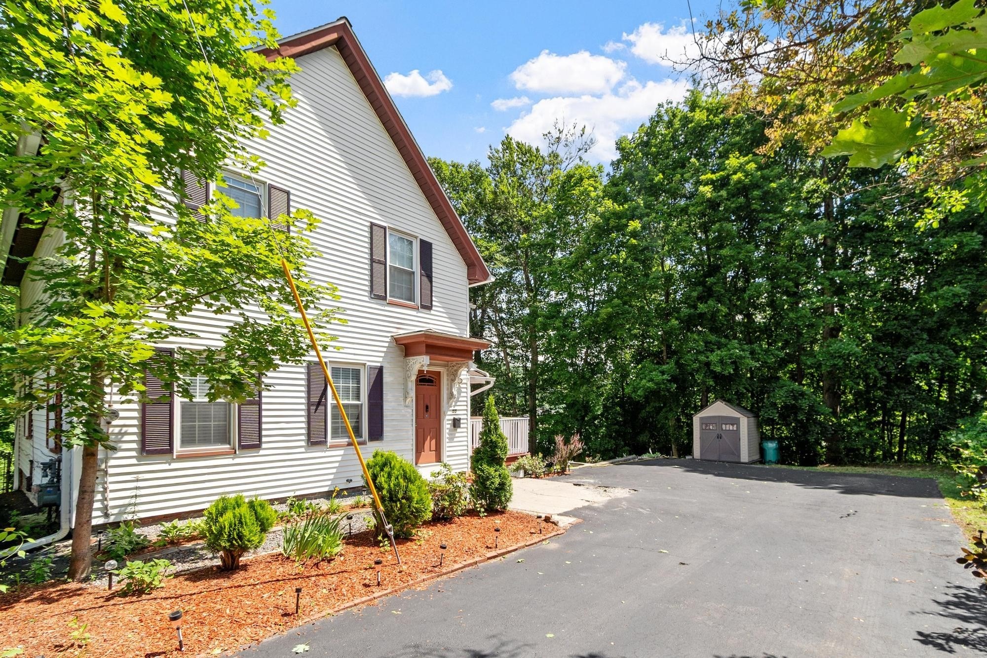 55 Cottage Street Property Photo 2