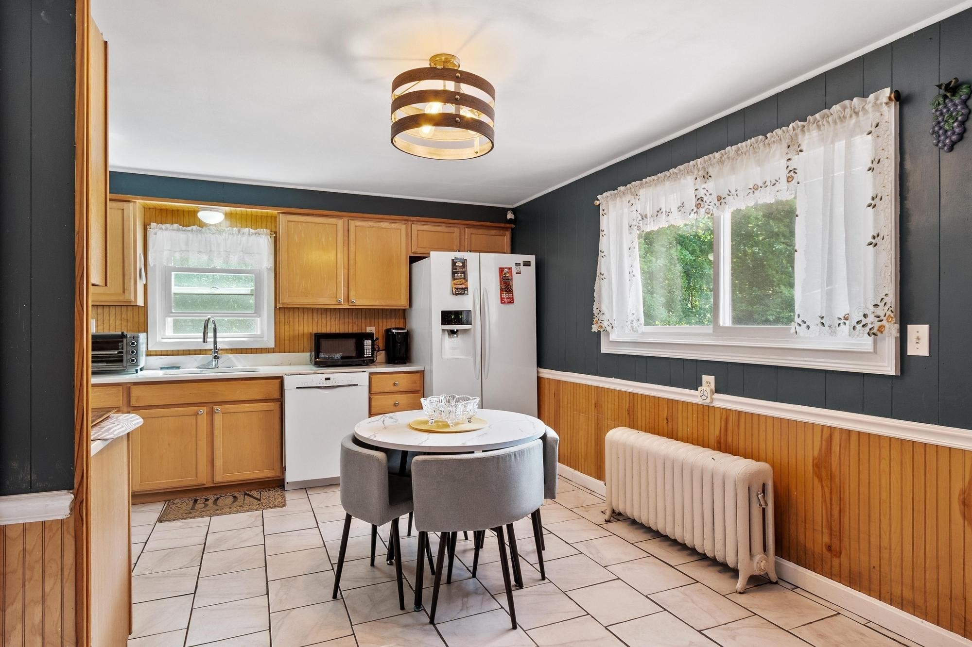 55 Cottage Street Property Photo 5