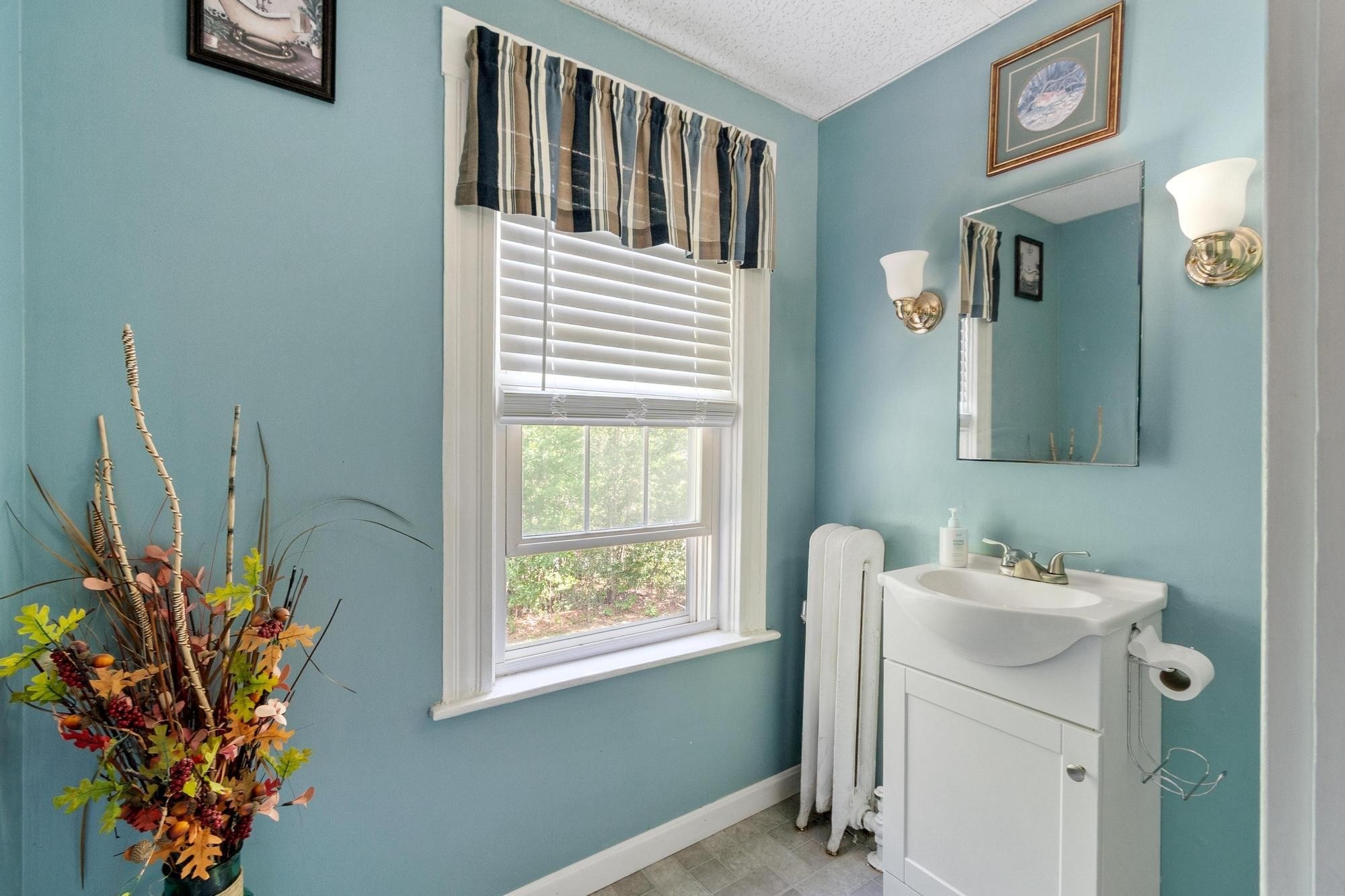 55 Cottage Street Property Photo 17