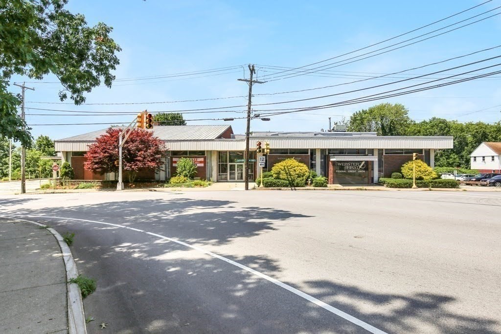 1 N Main St Property Photo 30
