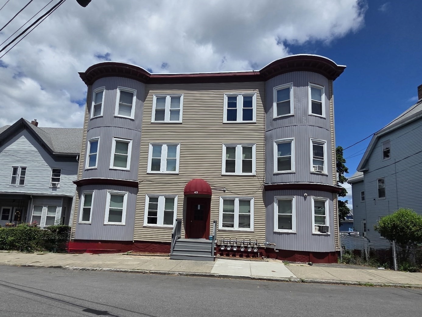 43 Highrock Street Property Photo 1