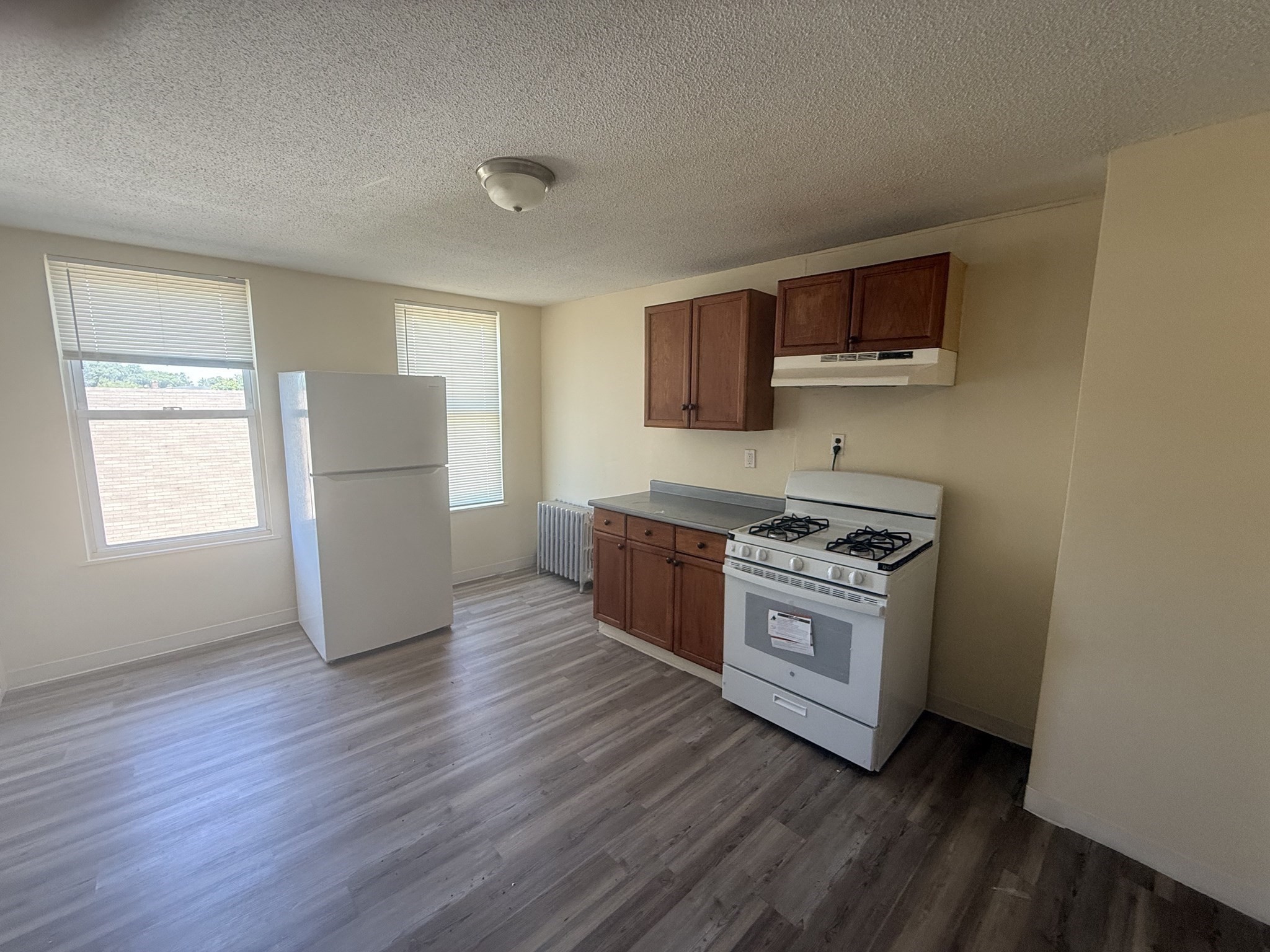 43 Highrock Street Property Photo 4