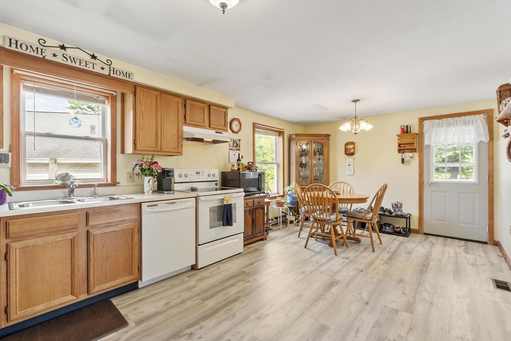 31 Brookside Rd Property Photo 24