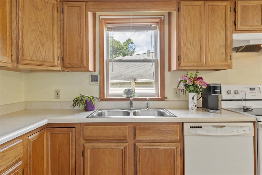 31 Brookside Rd Property Photo 25