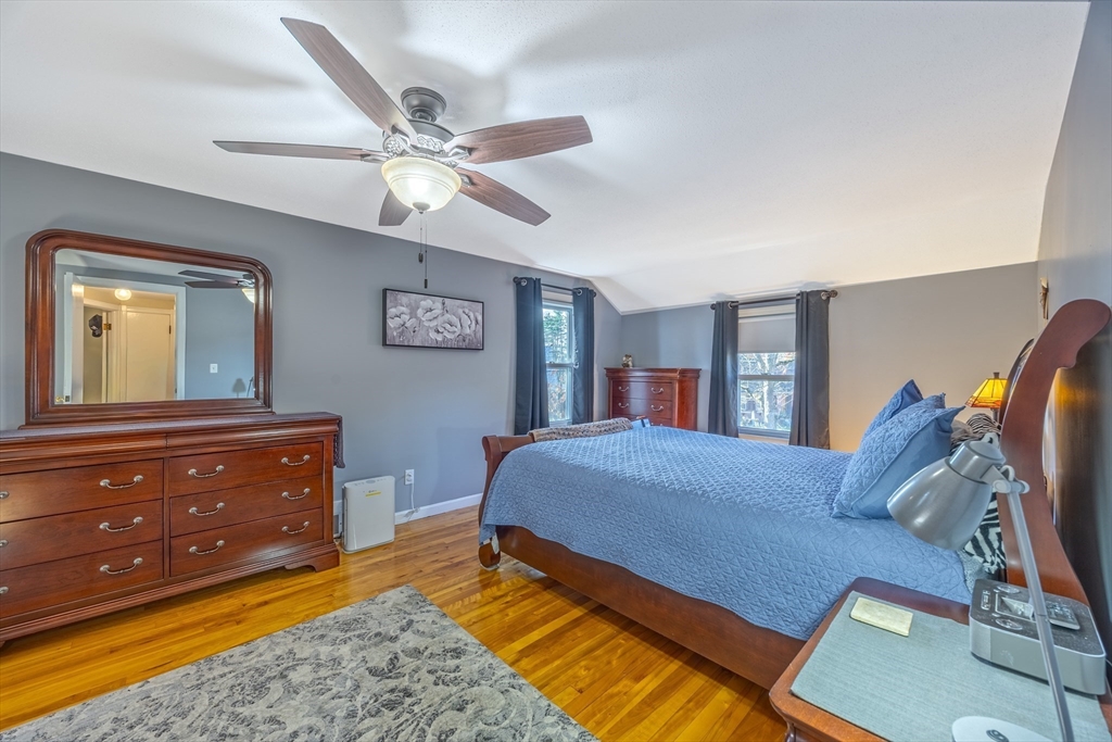 1 Lexington St Property Photo 31