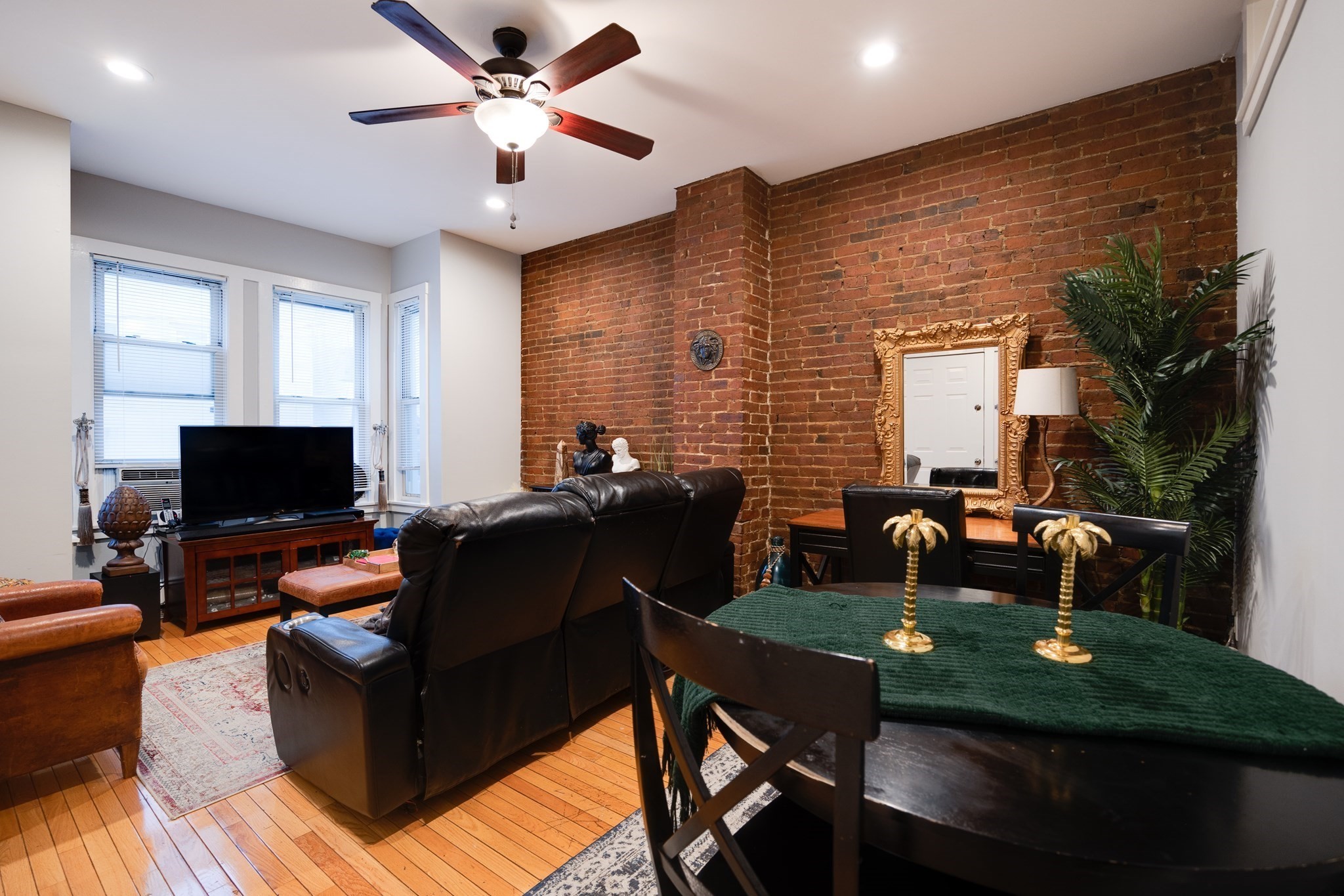 114 Trenton St # 1 Property Photo 1