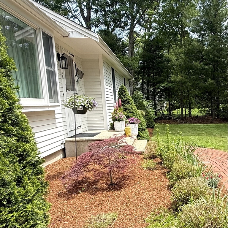 48 Bridgets Path Property Photo 32