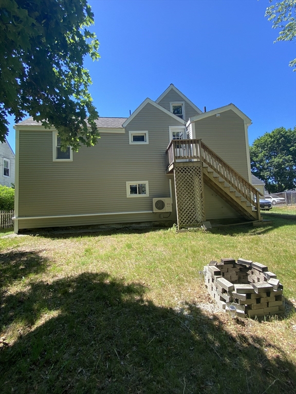 12 Campbell Ct Property Photo 5