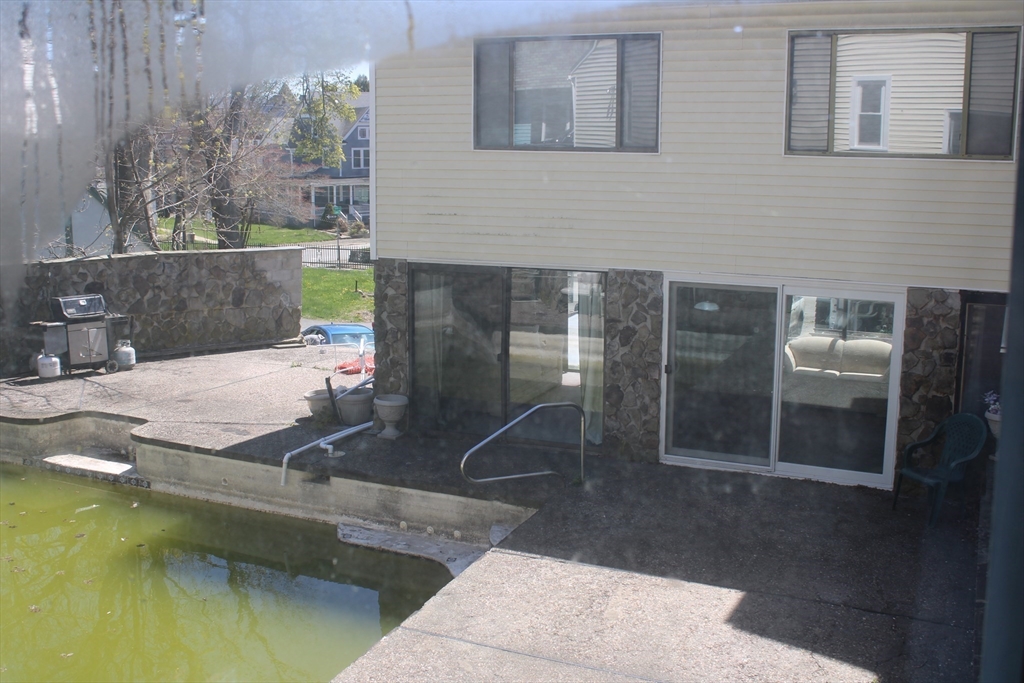 15-17 Allyn Ter Property Photo 19