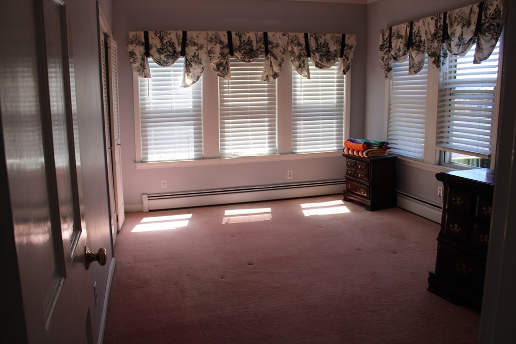 15-17 Allyn Ter Property Photo 21