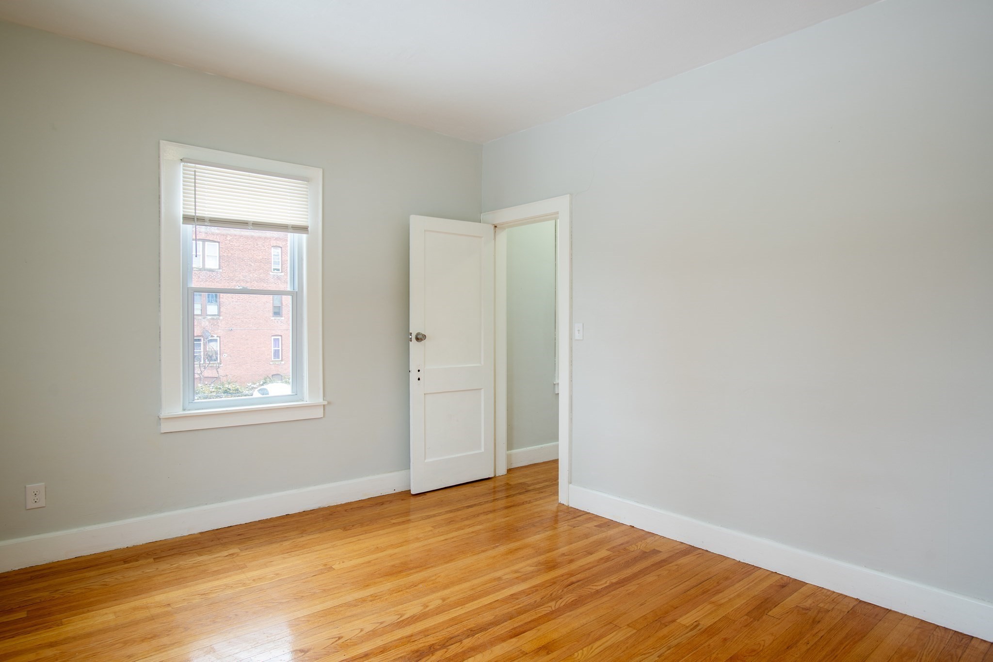 69 Winter St Property Photo 31