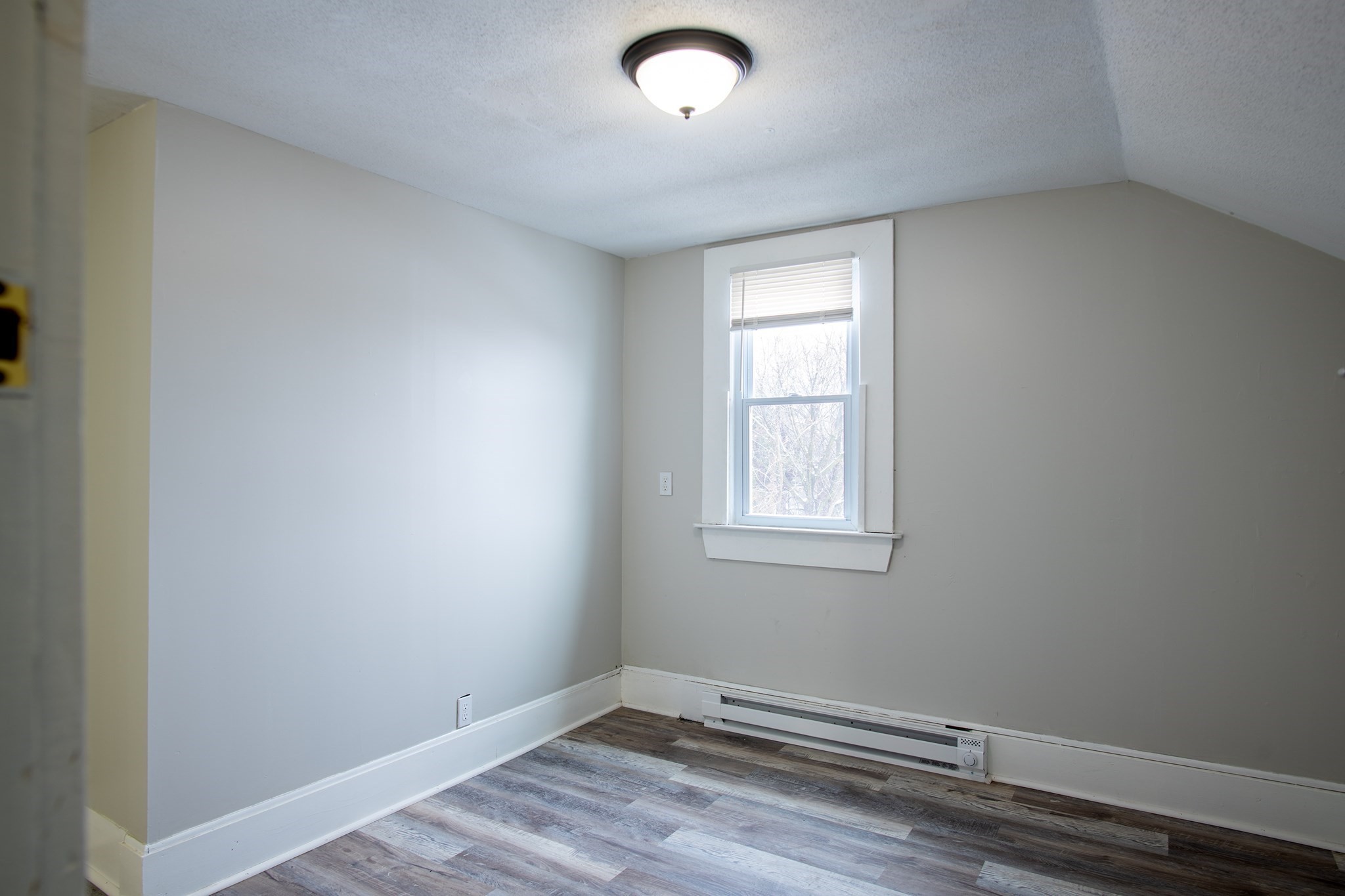 69 Winter St Property Photo 36