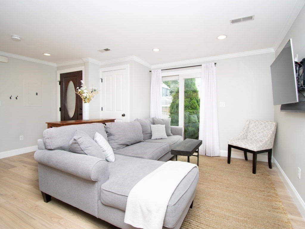 10 Symmes # 1 Property Photo 1
