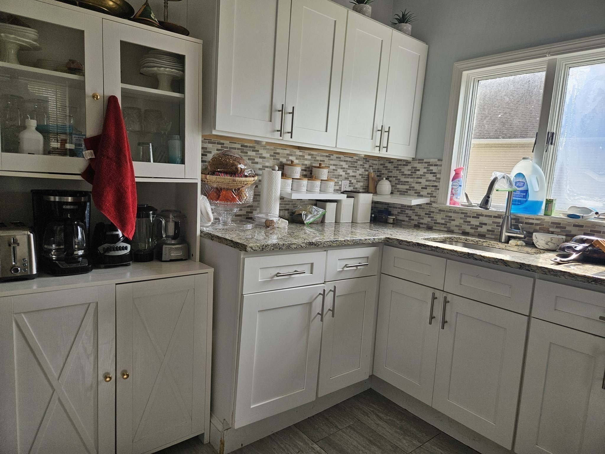 30 Clifton Ave. Property Photo 3