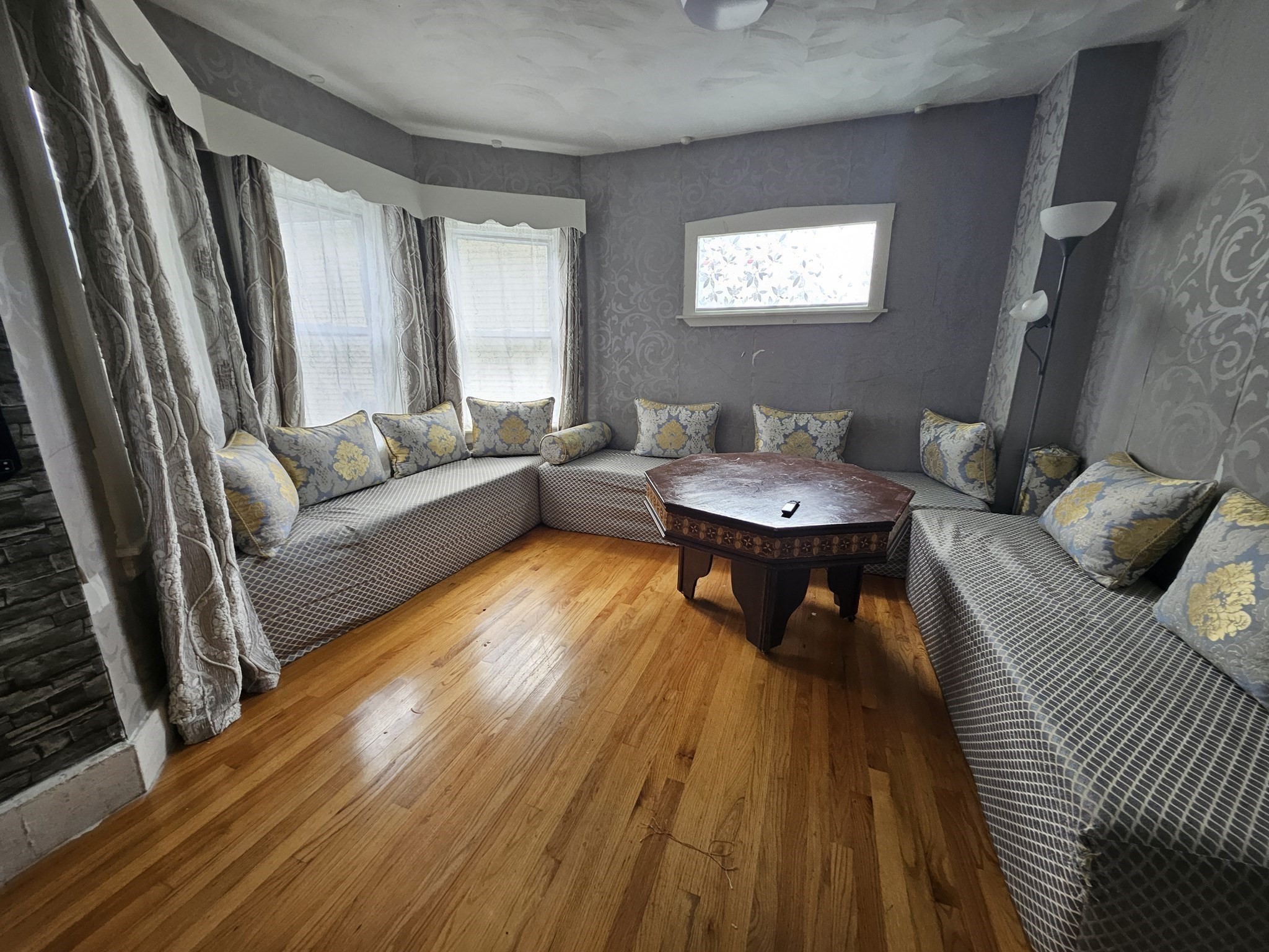 30 Clifton Ave. Property Photo 14