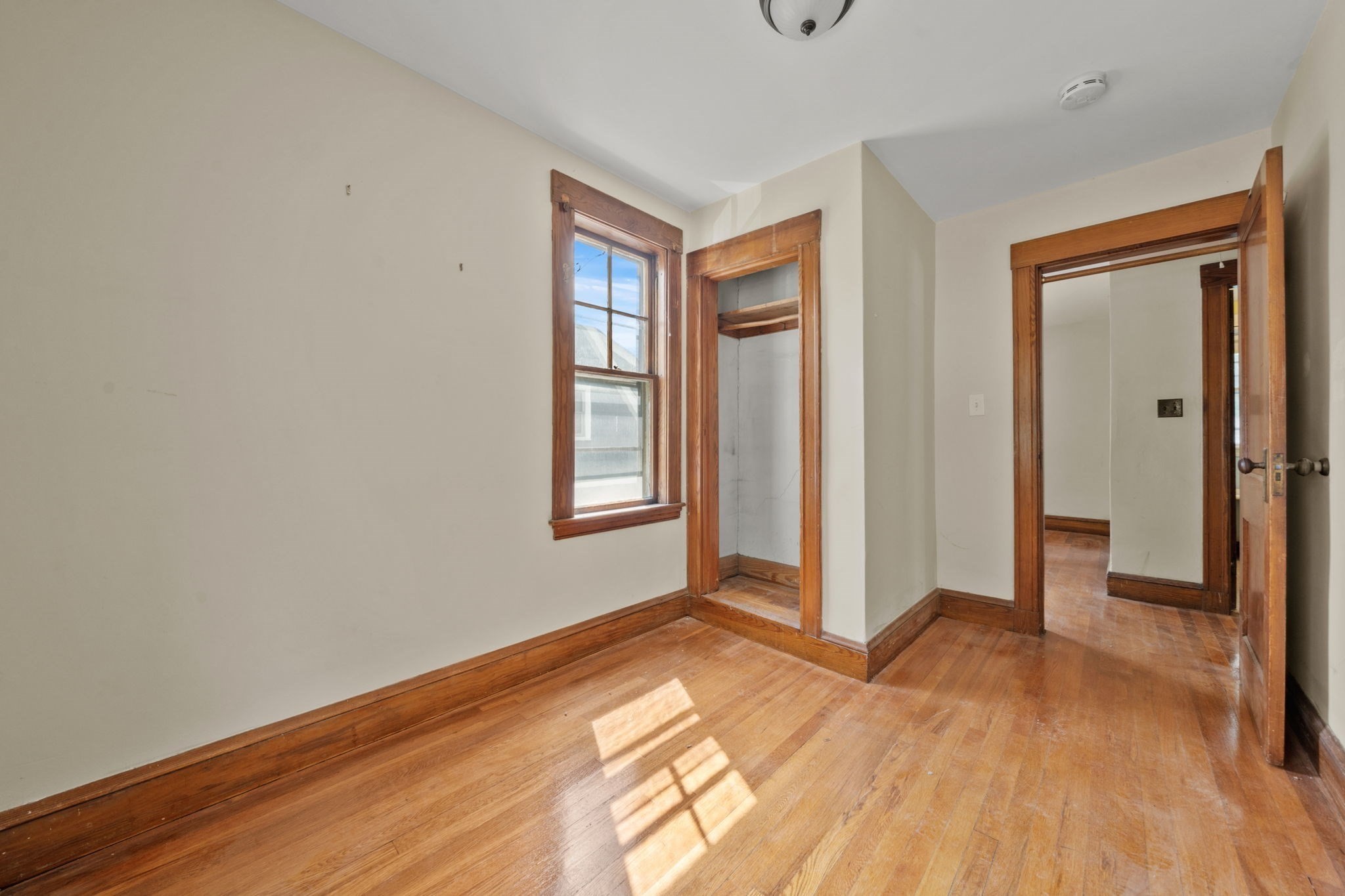 242 Lincoln Street Property Photo 13