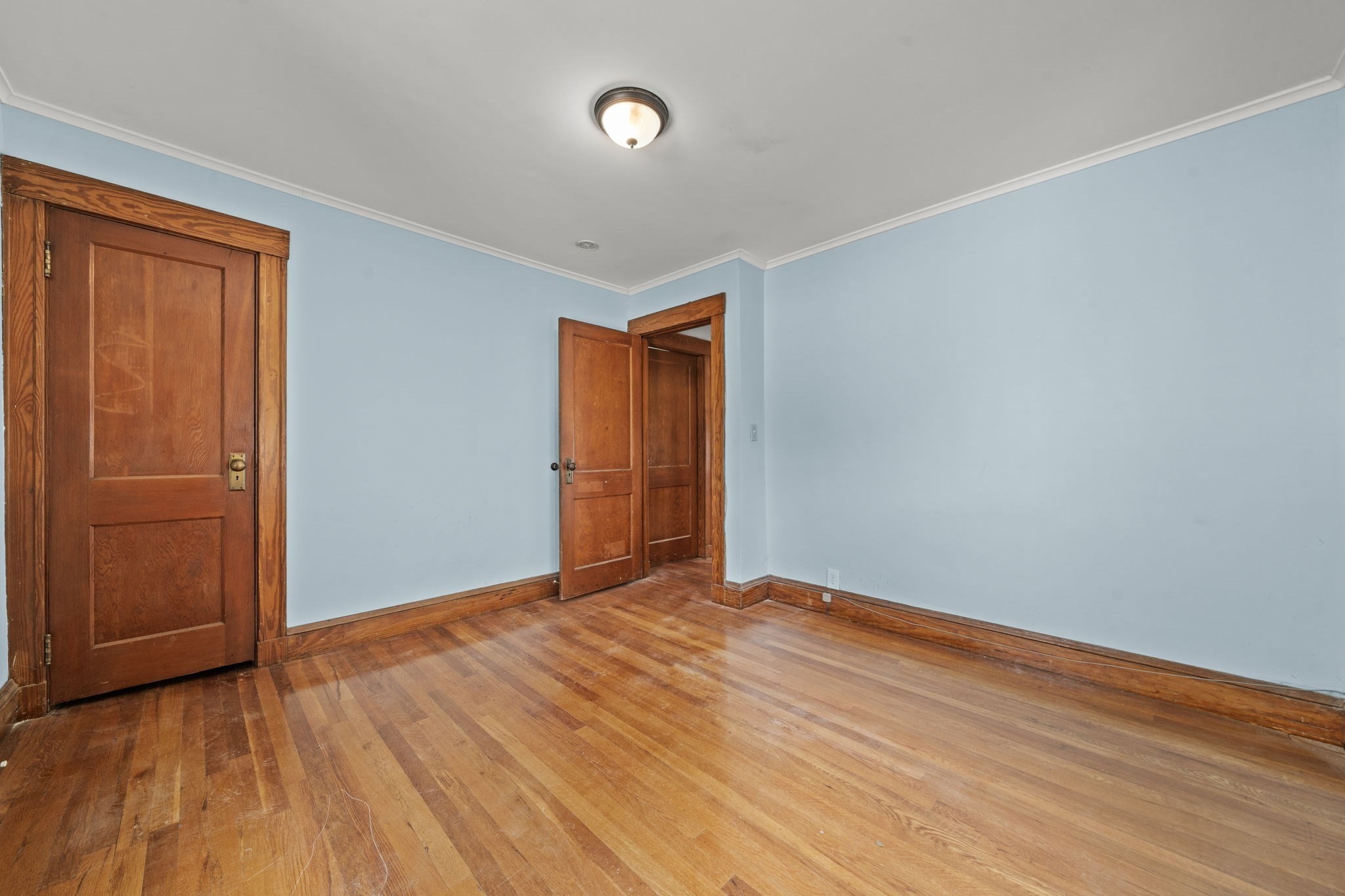 242 Lincoln Street Property Photo 14