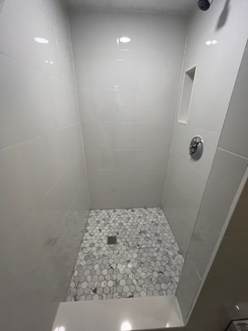 506 Beacon # A Property Photo 6