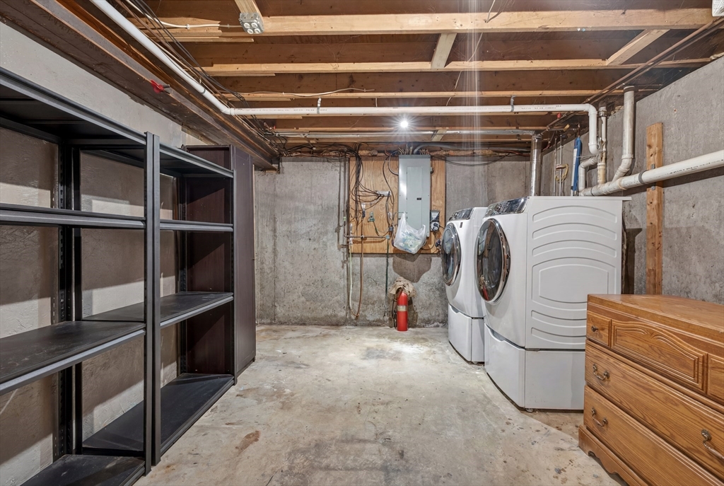 157 Maplewood Ave Property Photo 22