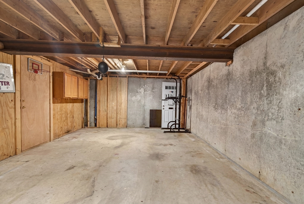 157 Maplewood Ave Property Photo 24
