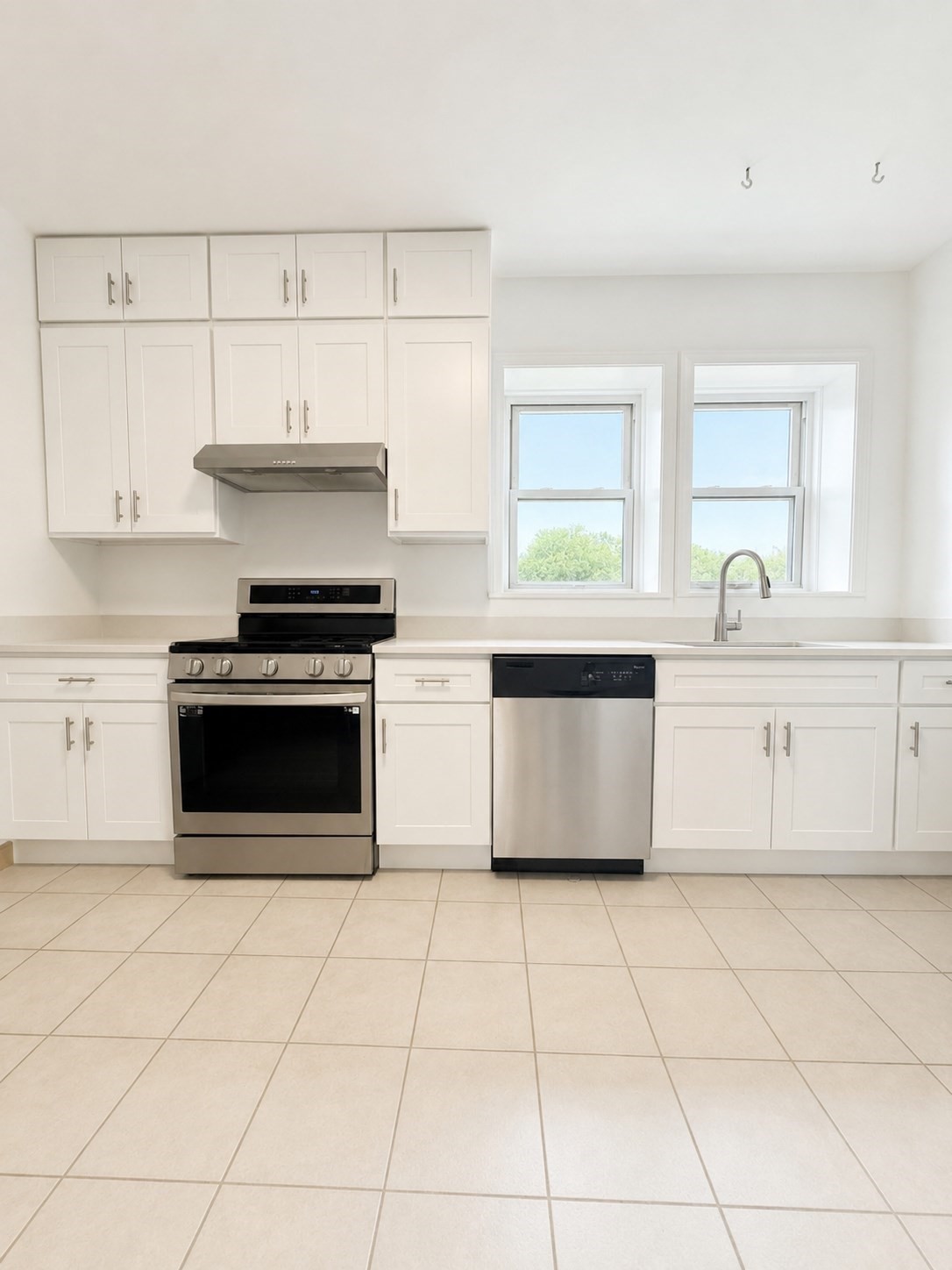 70 Empire St # 3 Property Photo 1