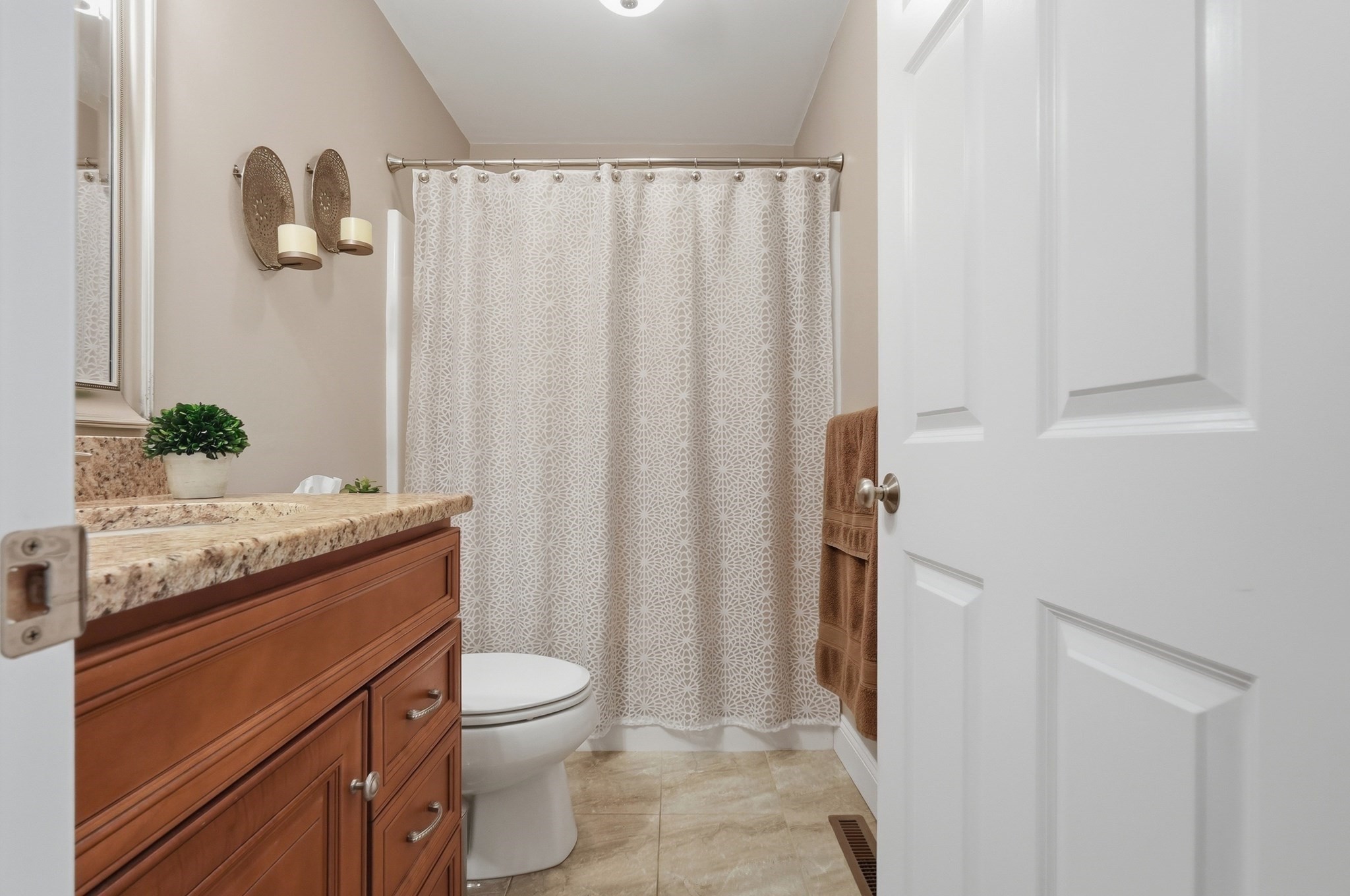 1001 Bayberry Drive Property Photo 16