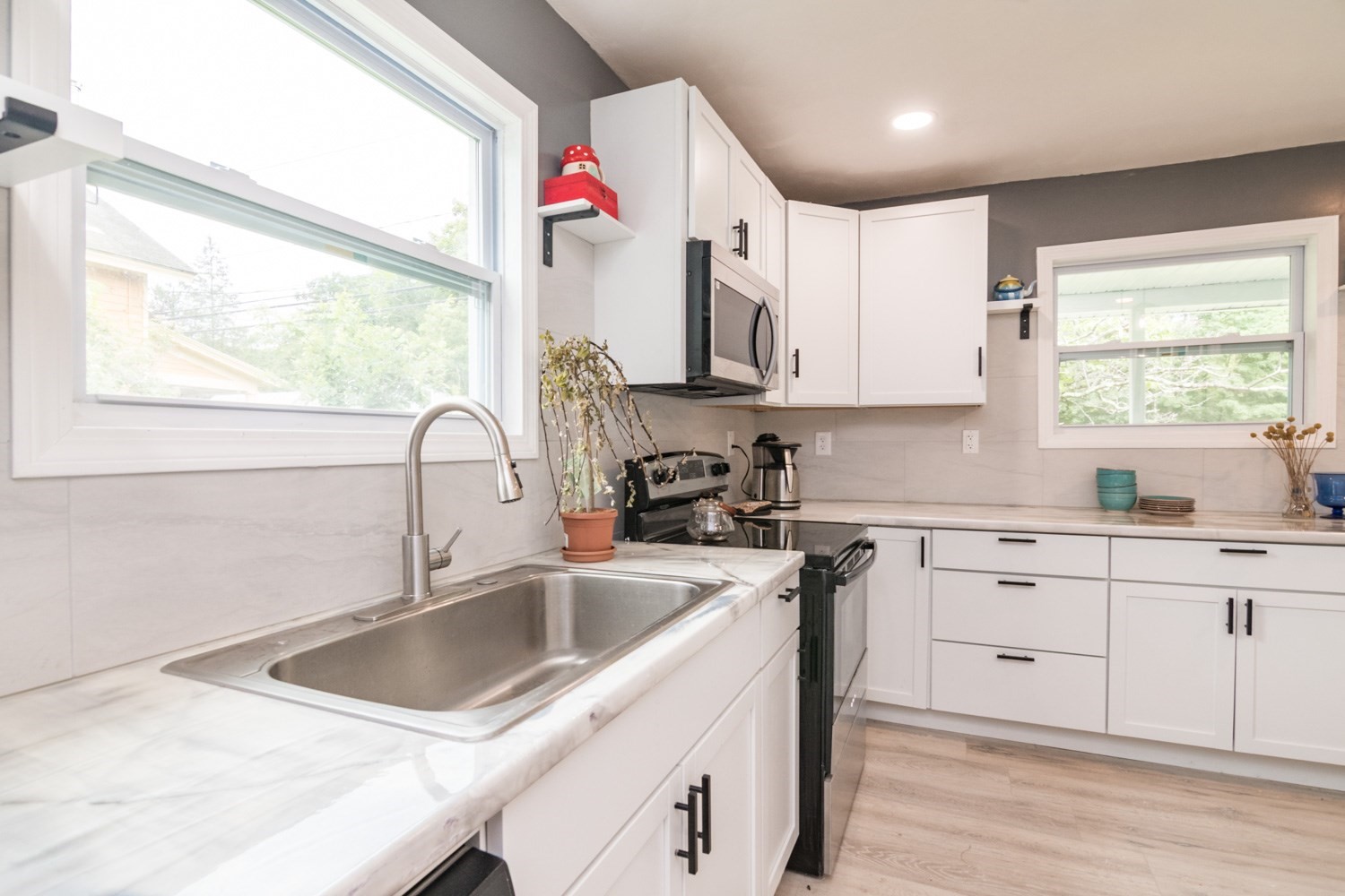200 Lower Street Property Photo 18