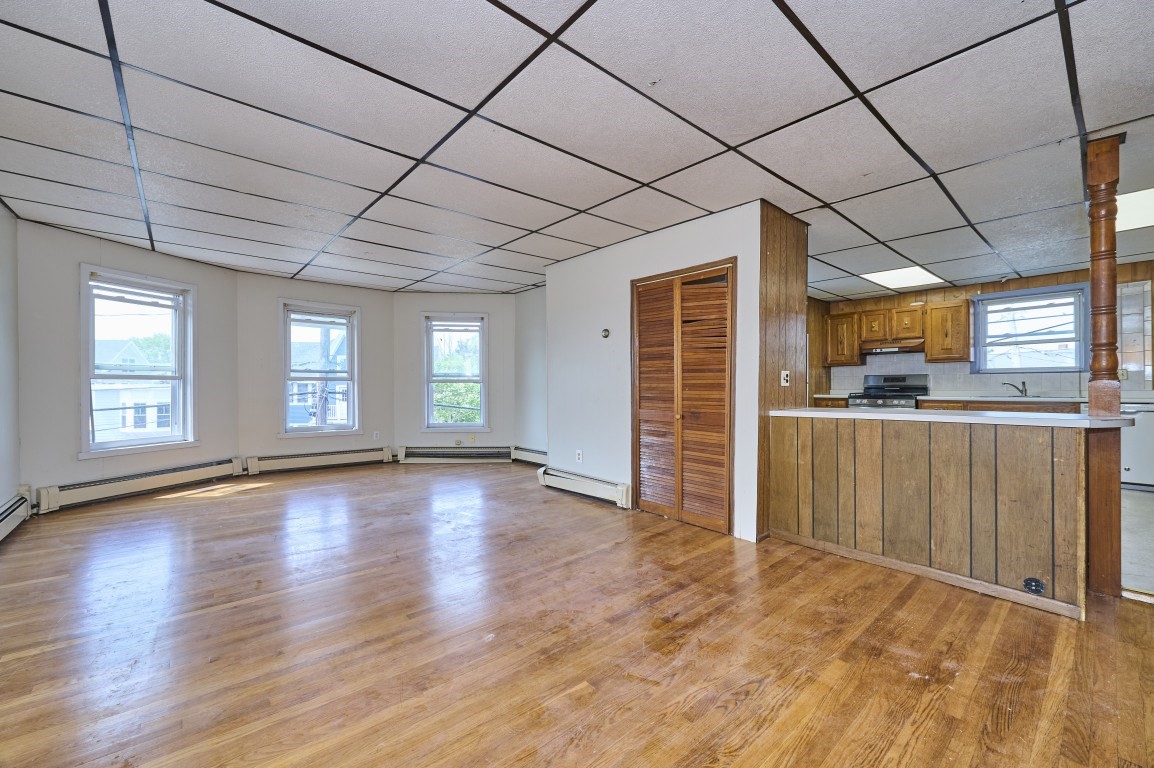 55 Elm St Property Photo 25