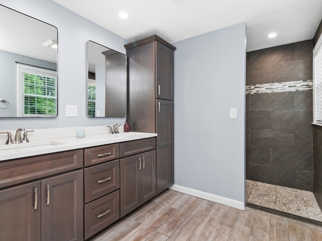 45 Metacomet Avenue Property Photo 17