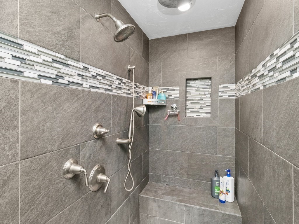 45 Metacomet Avenue Property Photo 18