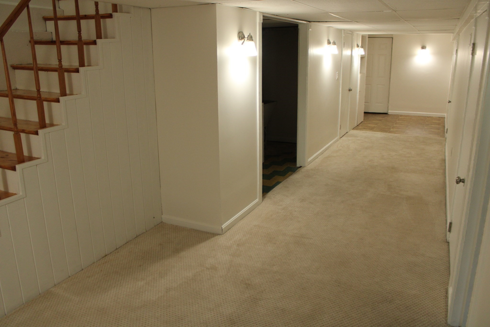 496 Winthrop St Property Photo 14