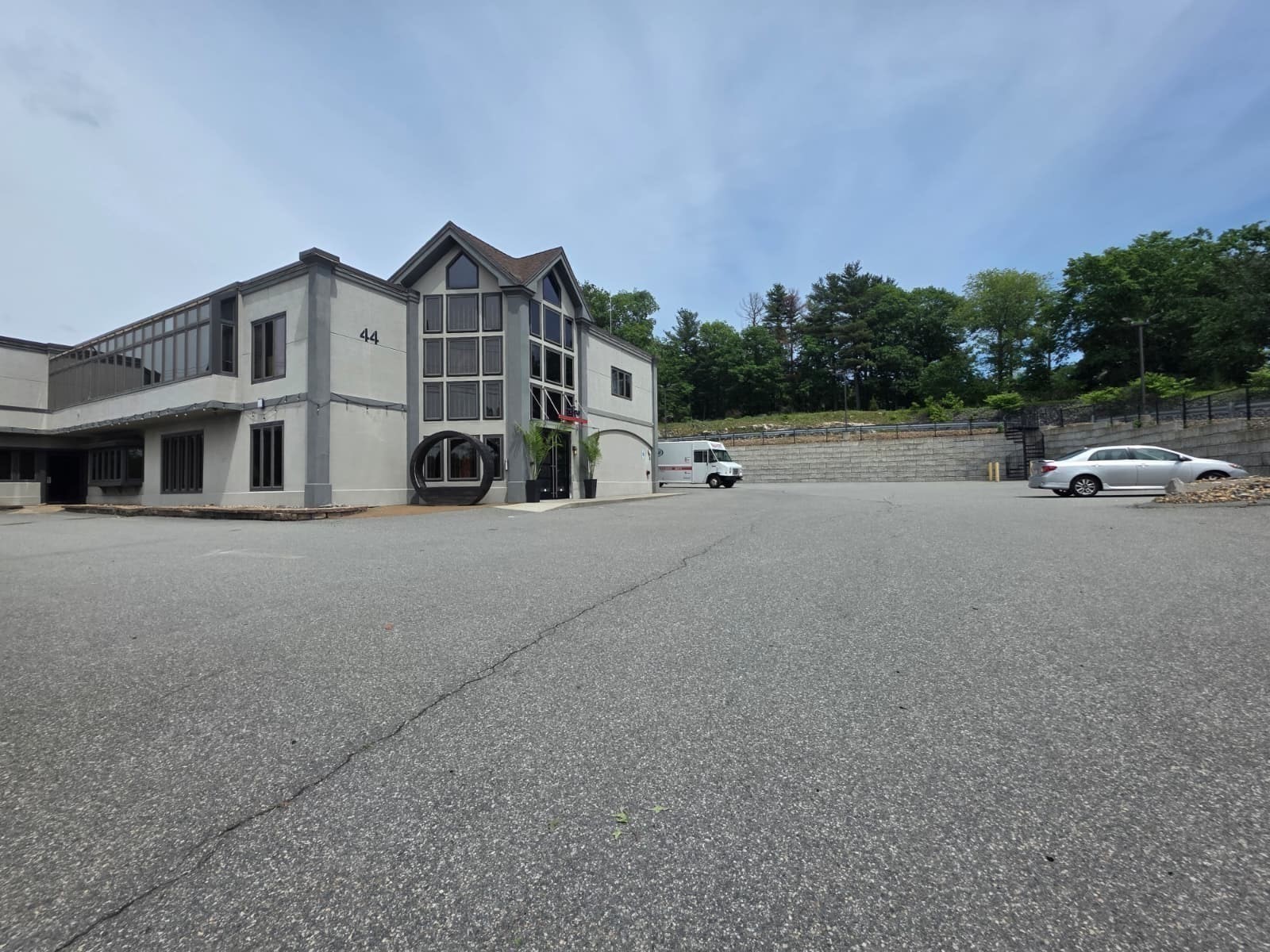 44 Broadway Property Photo 2