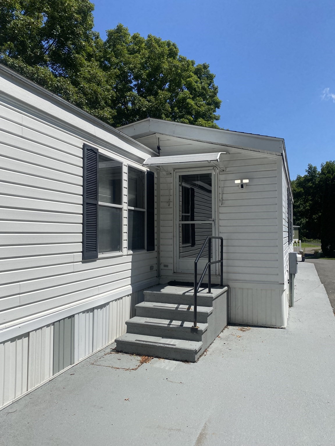 18 Parkwood Dr Property Photo 16