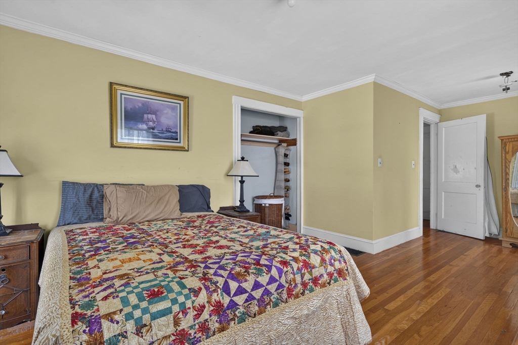 129 Collins St Property Photo 25