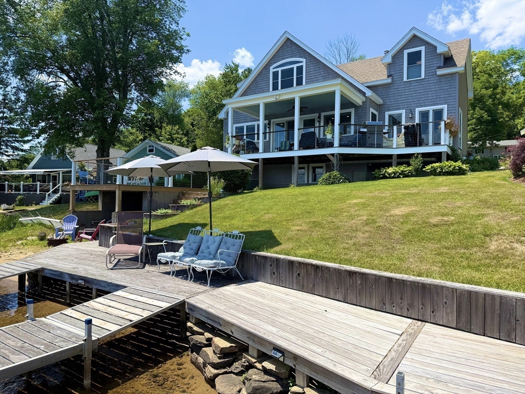 121 Maple St
